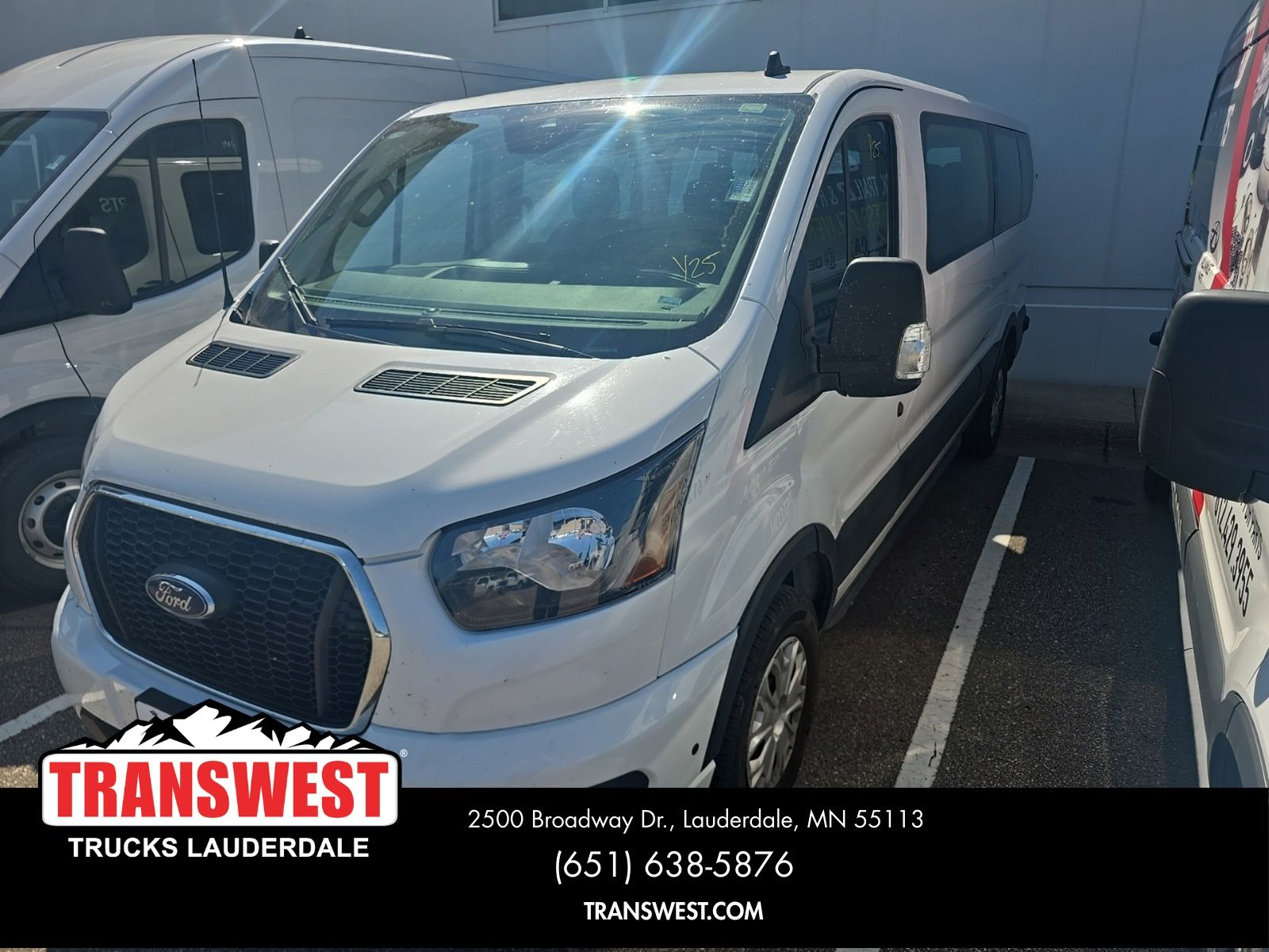 2024 Ford Transit Passenger 350 XLT Low Roof LB RWD