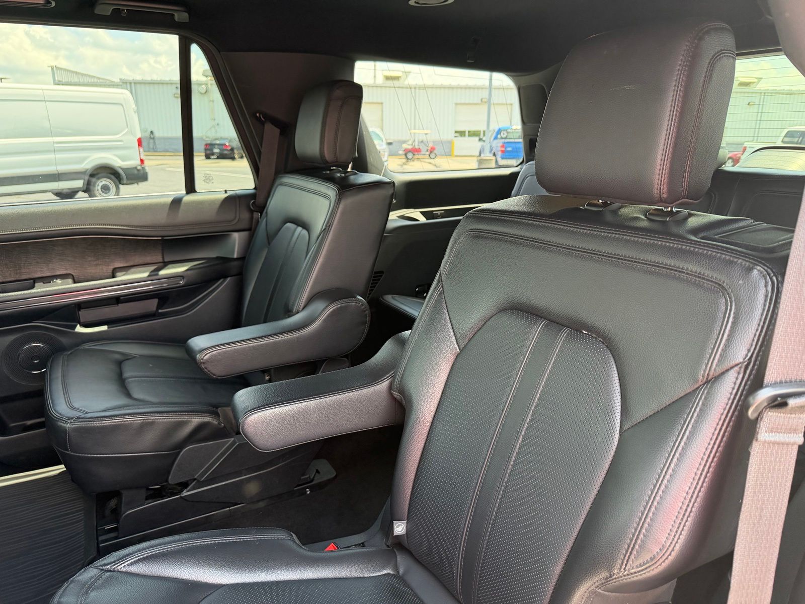 2021 Ford Expedition image 14