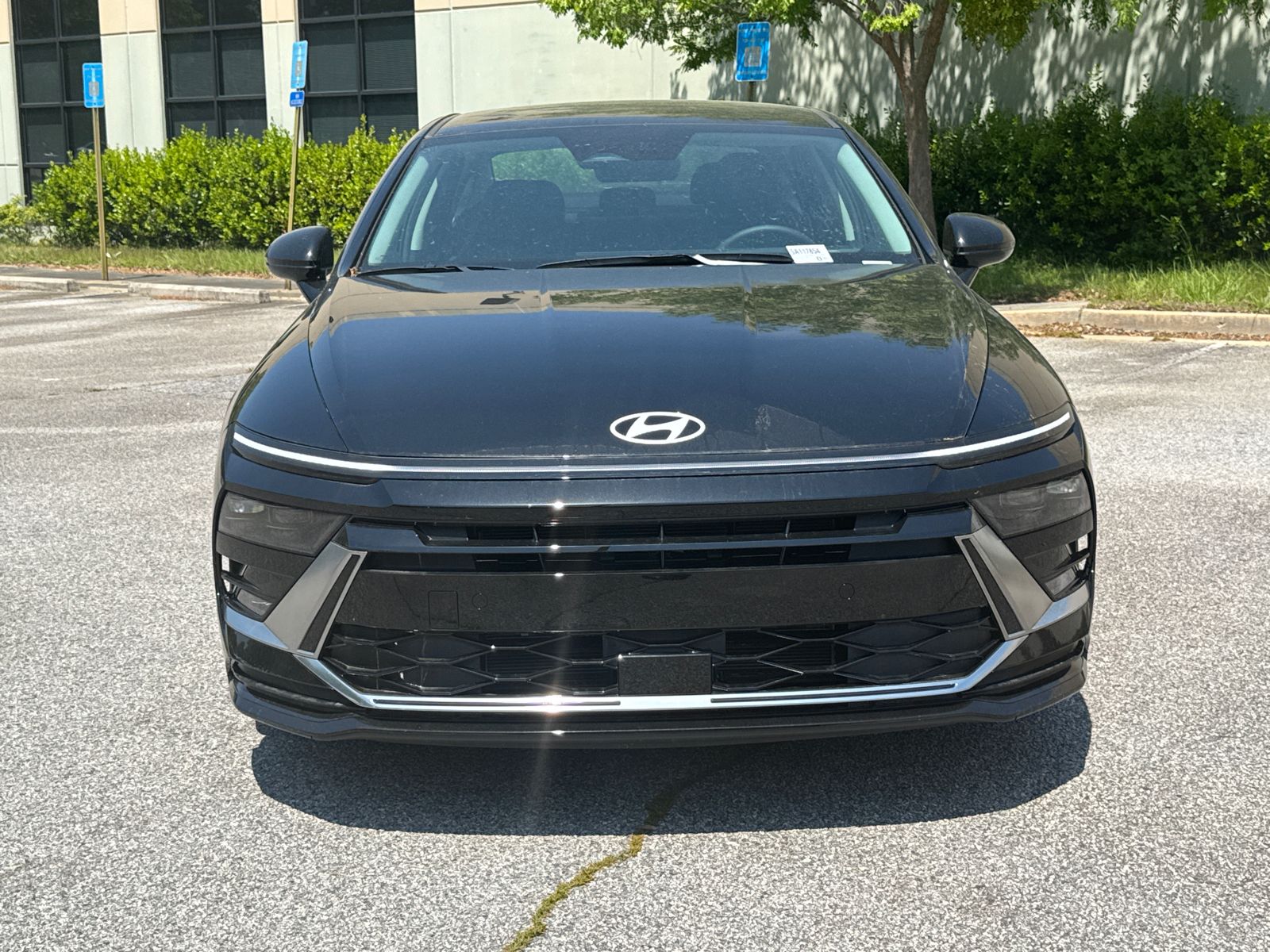 2025 Hyundai Sonata Hybrid SEL photo 2