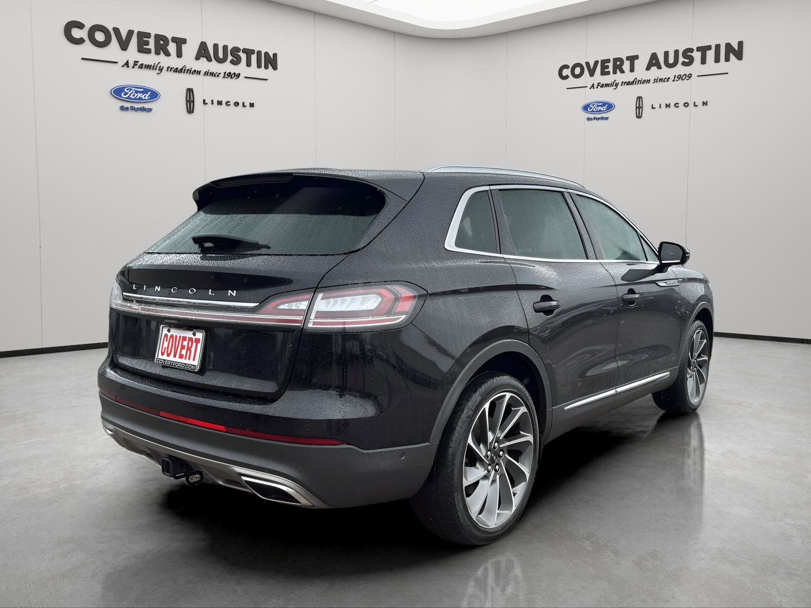 Used Car 2022 Lincoln Nautilus  Reserve For Sale Under $40,000 In Austin, Texas