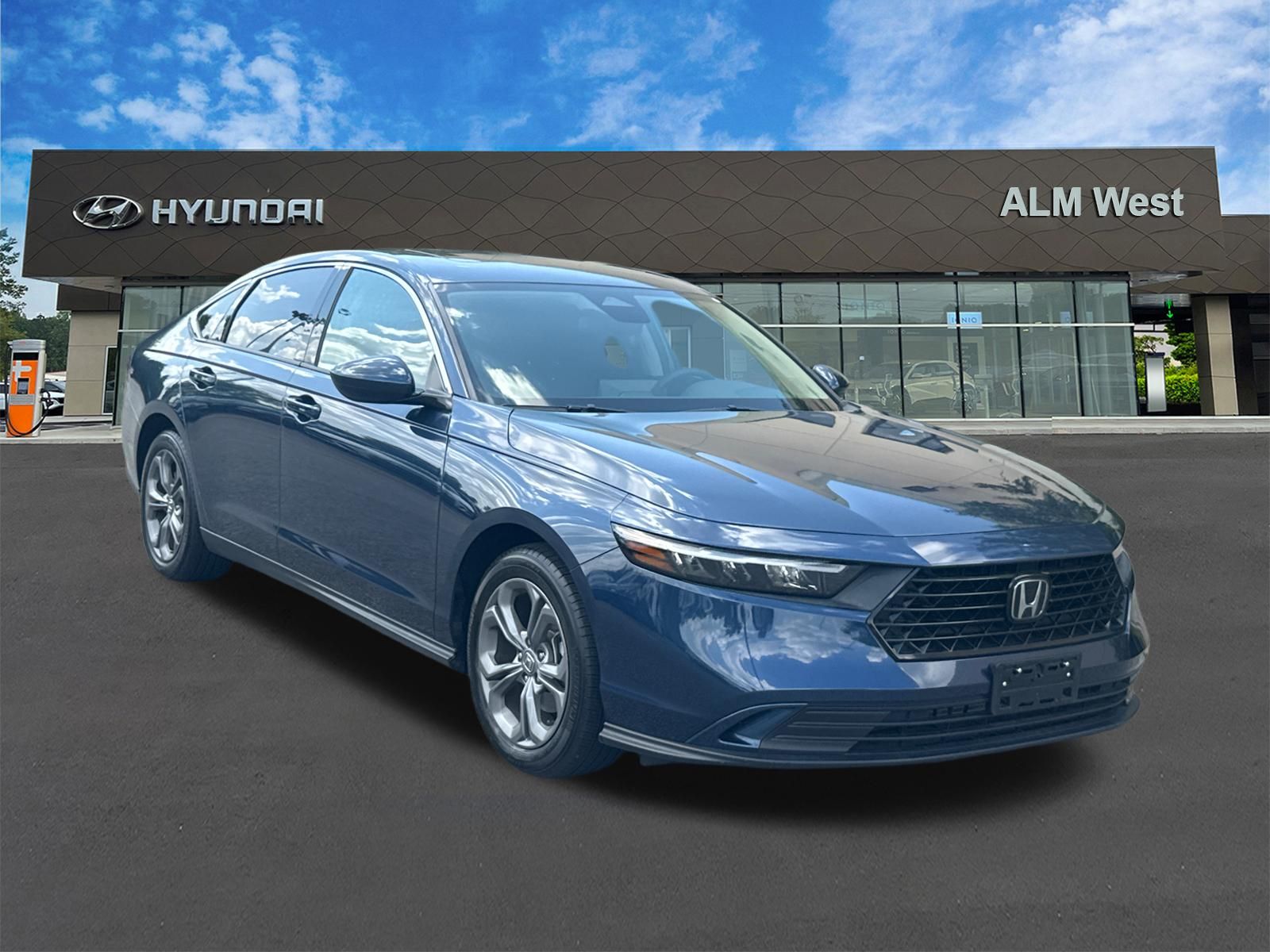 Used 2024 Blue Honda EX image 3