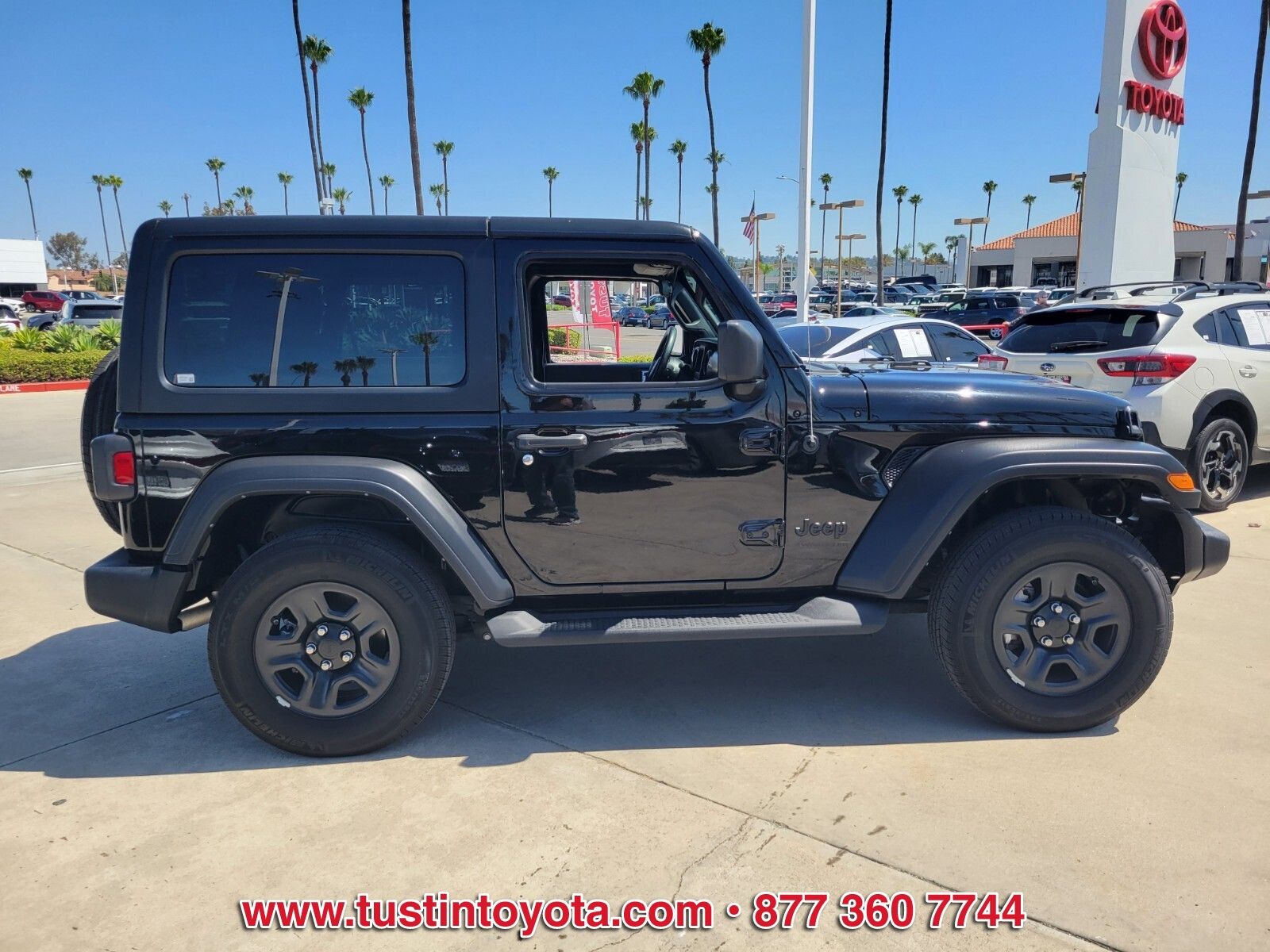 Used 2023 Black Jeep Sport image 3