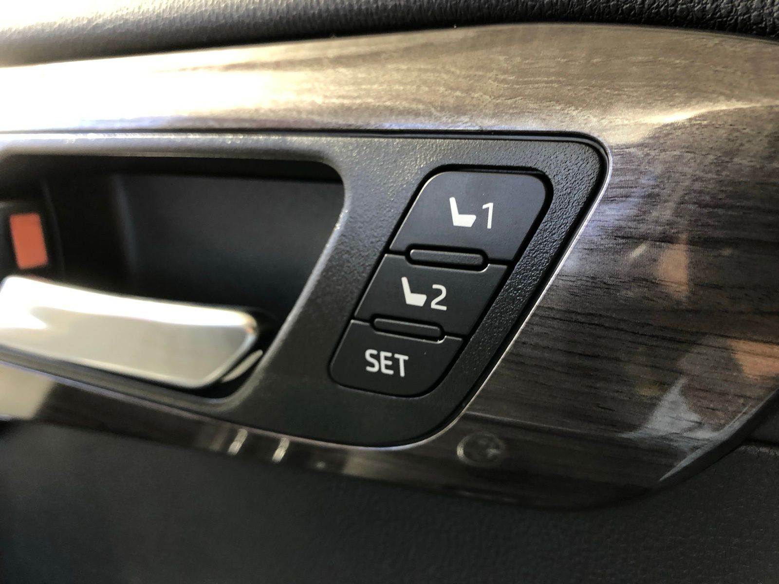 2025 Toyota Highlander Platinum 11