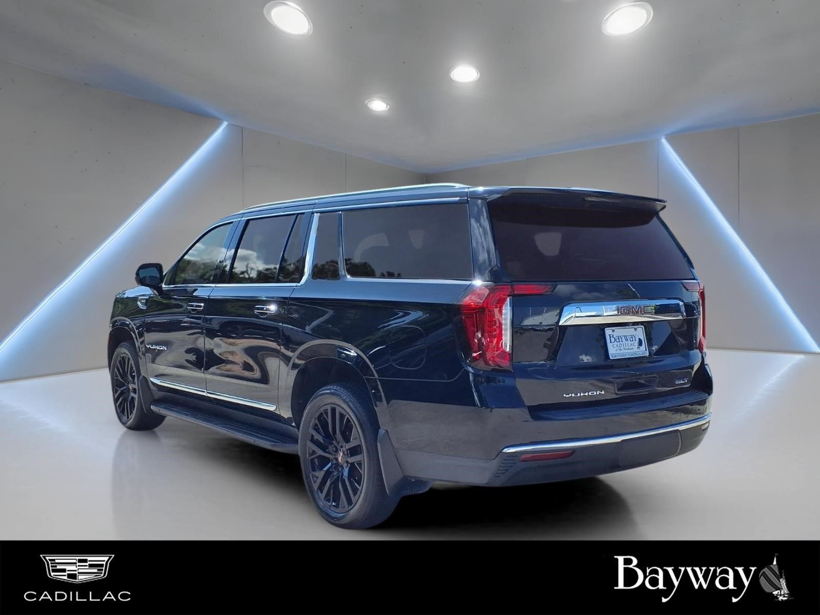 2022 GMC Yukon XL SLT - 7