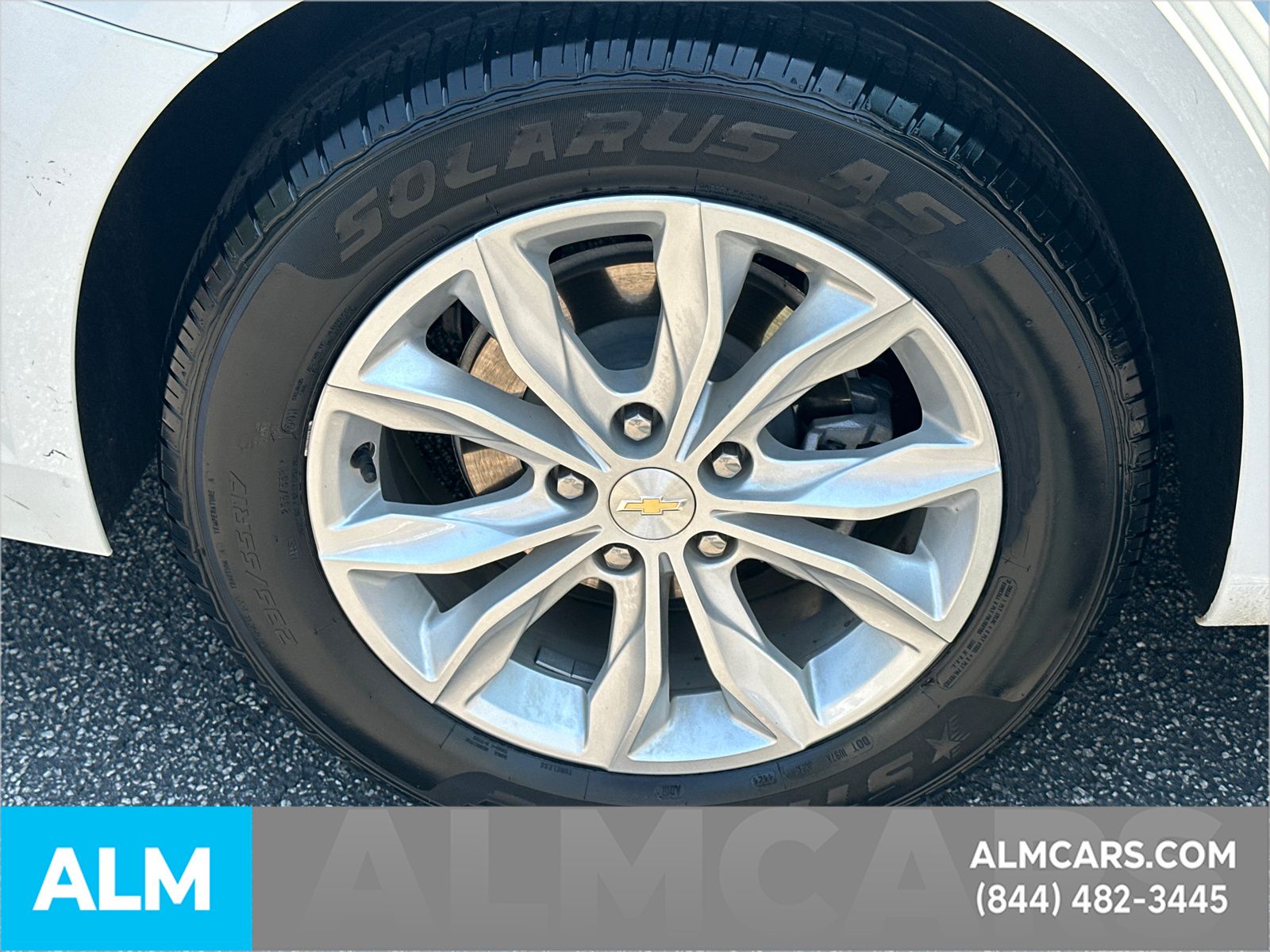 Used 2024 White Chevrolet LT image 20