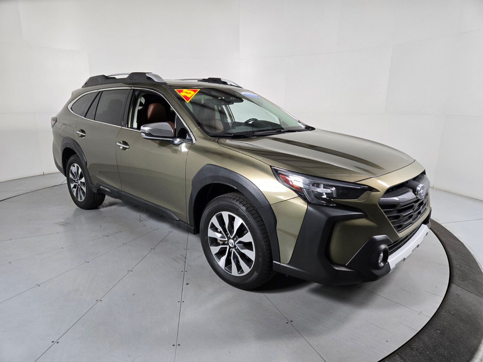 2023 Subaru Outback Touring XT 2