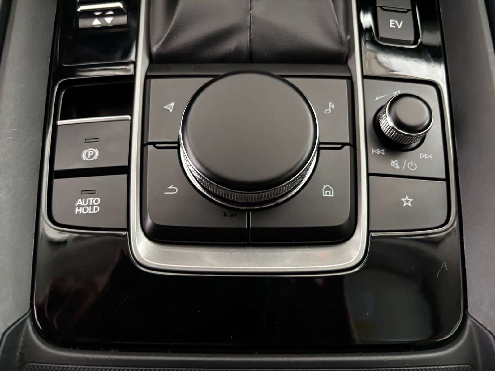 Used Car 2025 Mazda Cx-50 Hybrid  Premium For Sale Under $35,000 In Austin, Texas