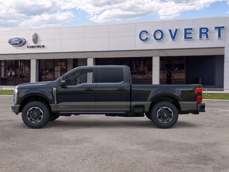 New 2026 Gray Ford King Ranch image 3