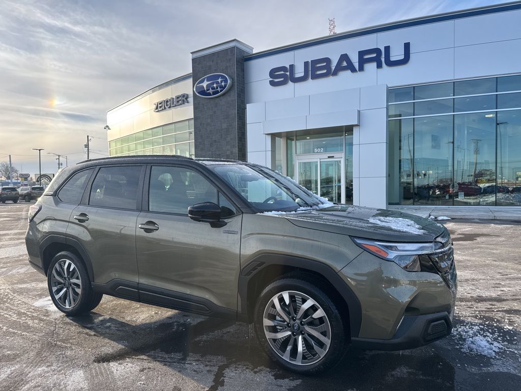 2025 Subaru Forester Hybrid Touring AWD