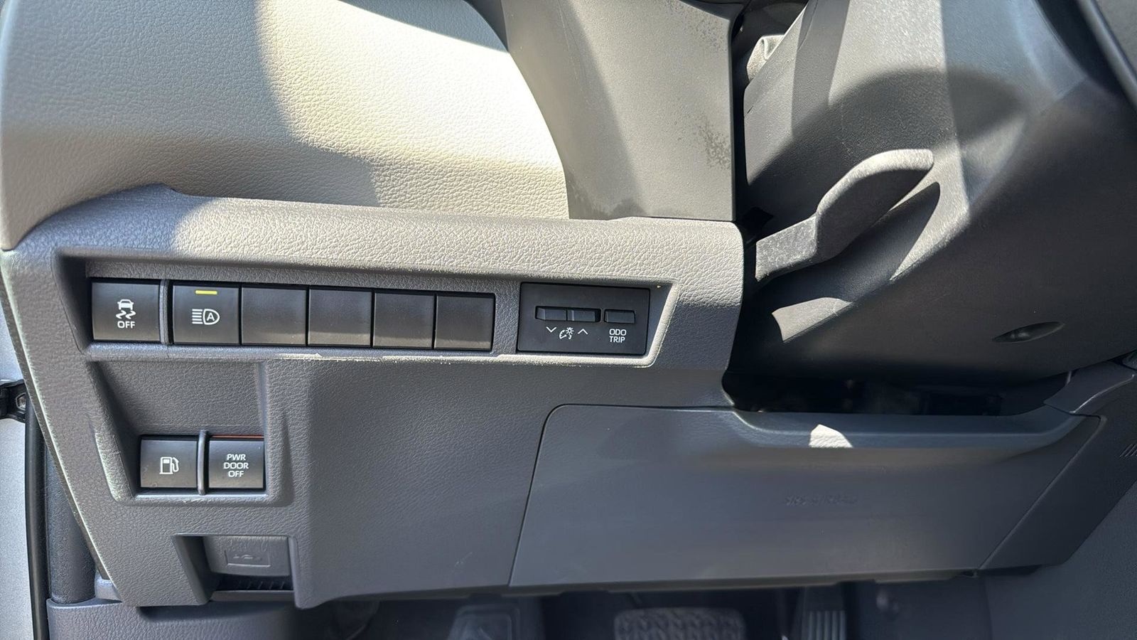 Used Car 2023 Toyota Sienna  Xle For Sale Under $50,000 In Austin, Texas