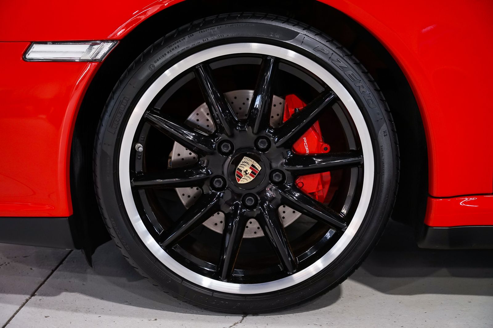 2012 Porsche 911 Carrera 4 GTS — photo 55