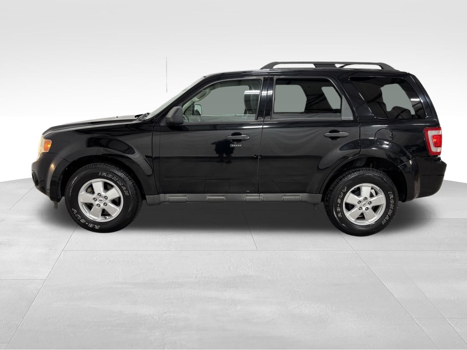 Used Car 2009 Ford Escape  Xlt For Sale Under $10,000 In Austin, Texas