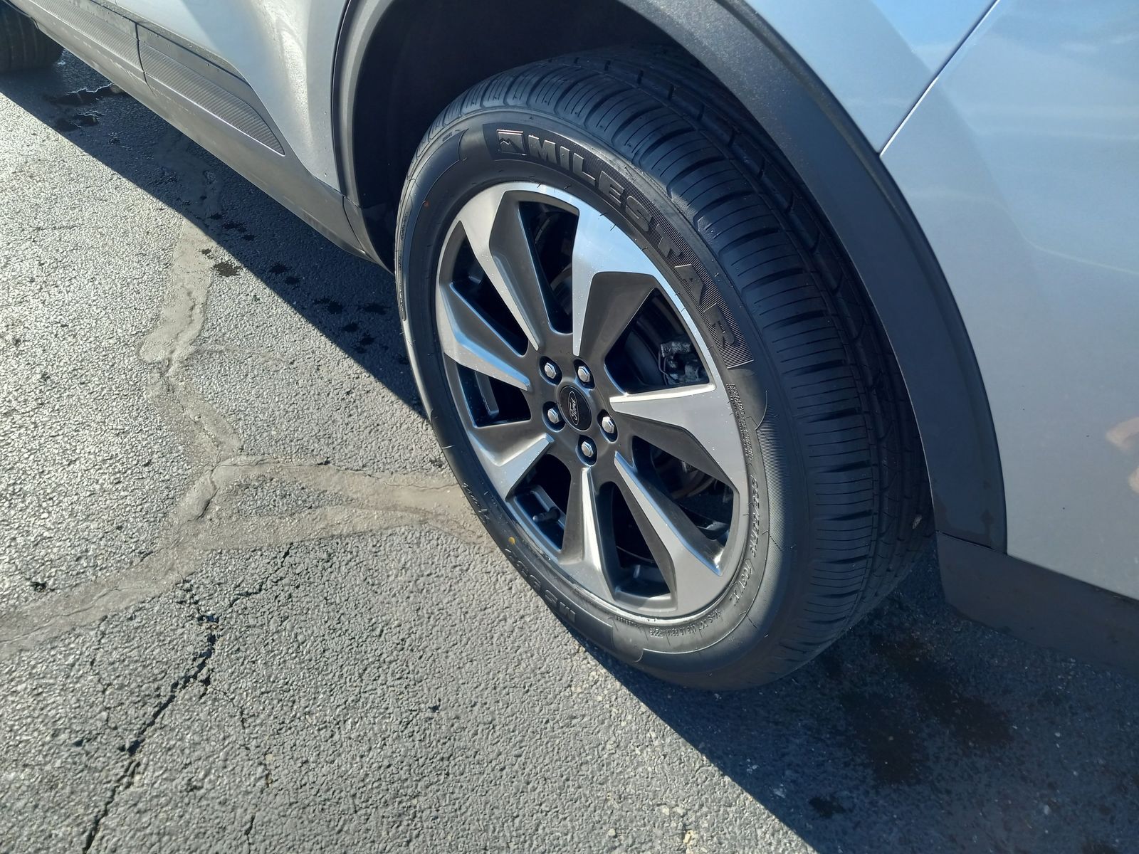 2023 Ford Escape image 11