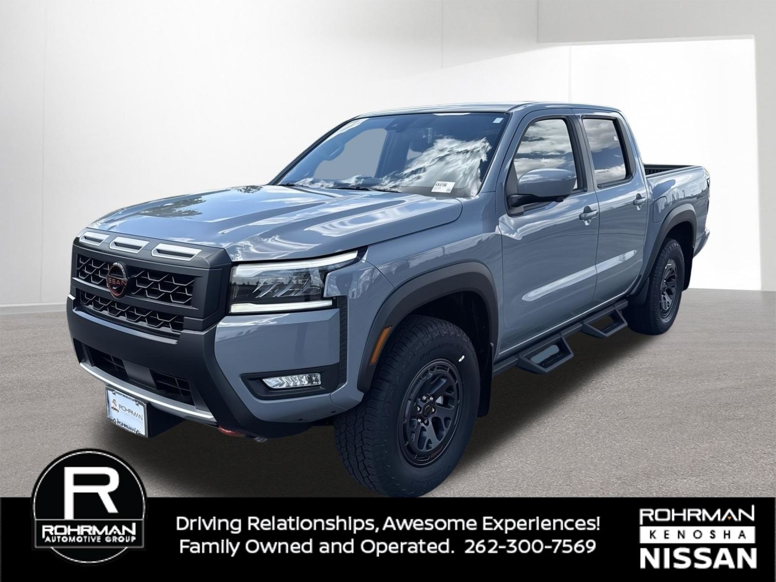 Boulder Gray Pearl 2026 Nissan Frontier Pickup Truck Four-Wheel Drive 9-Speed Automatic Overdrive