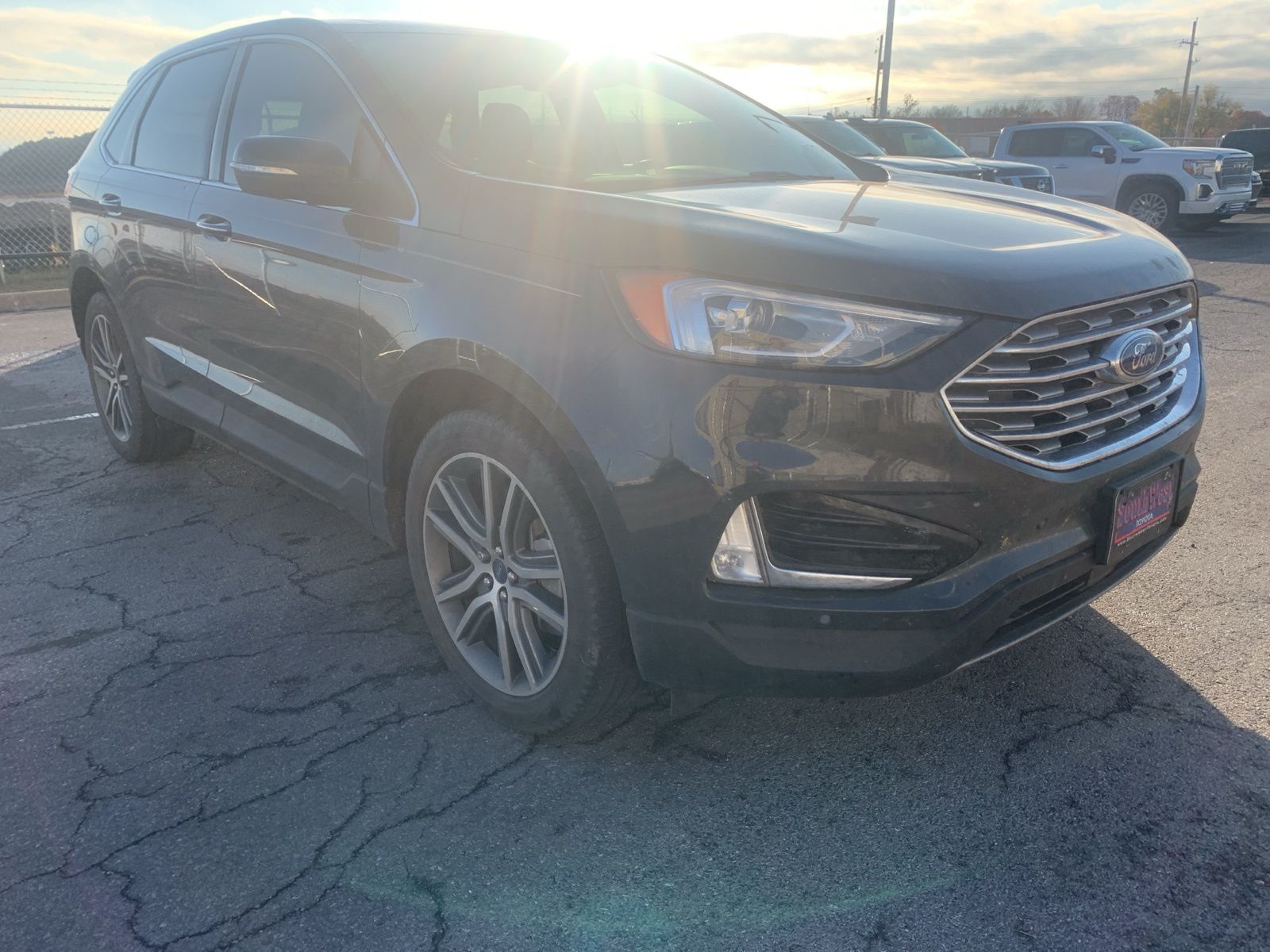 2021 Ford Edge Titanium 10