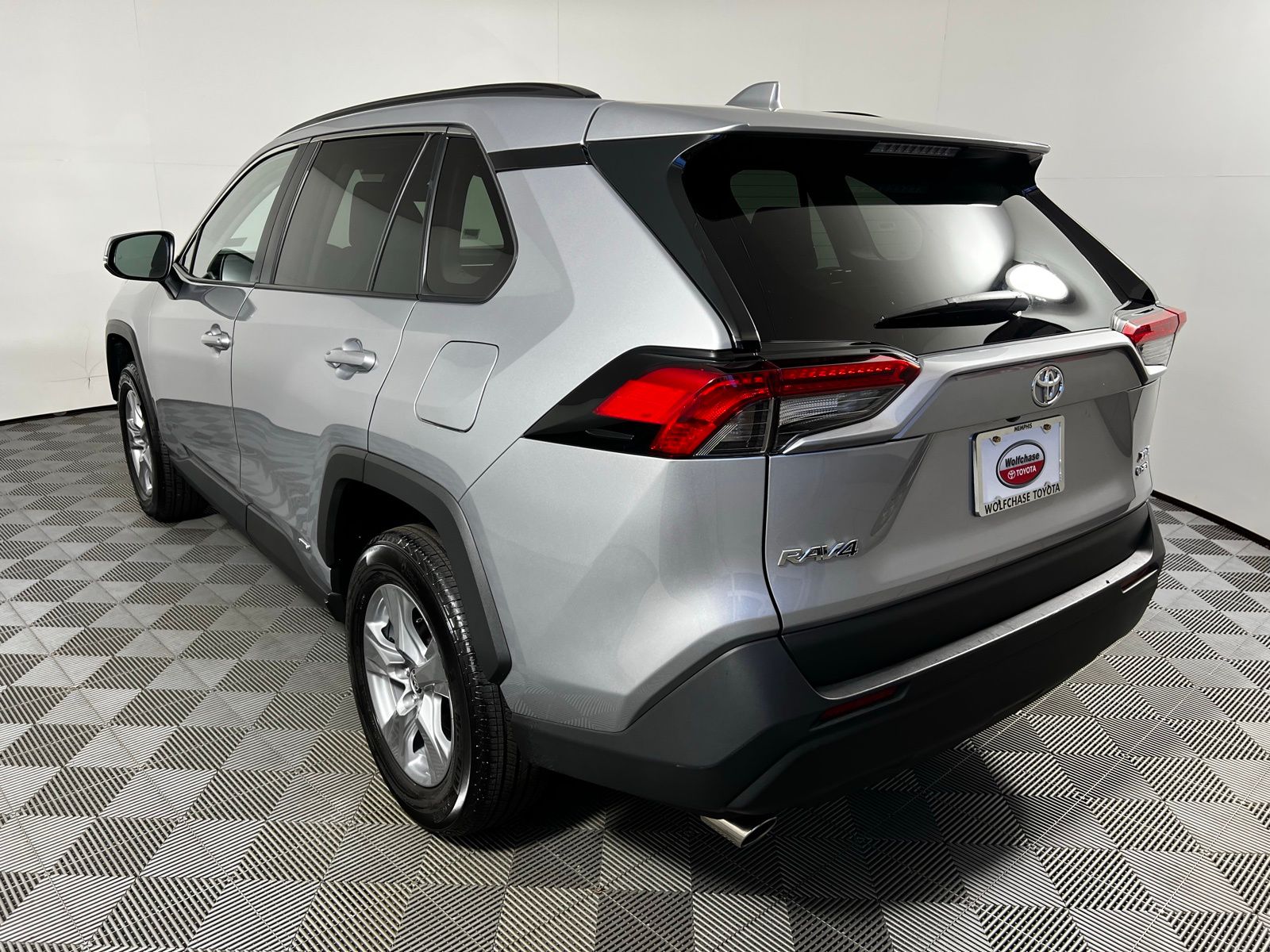 Thumbnail: 2025 Toyota RAV4 - 7