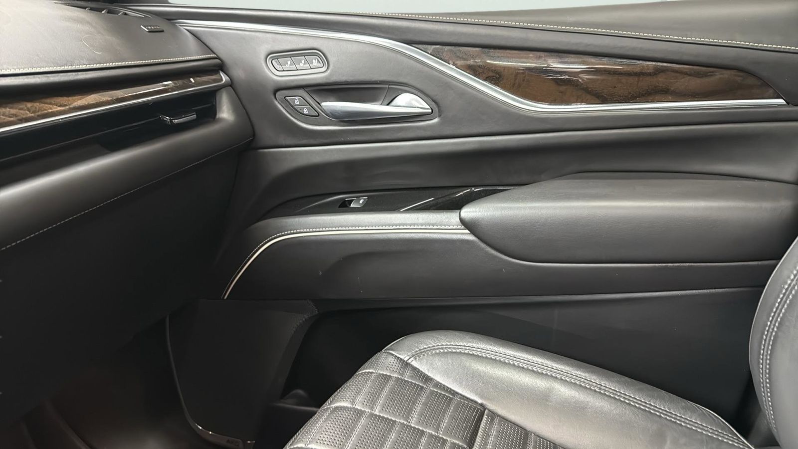 Used Car 2021 Cadillac Escalade  Sport Platinum For Sale Under $50,000 In Austin, Texas