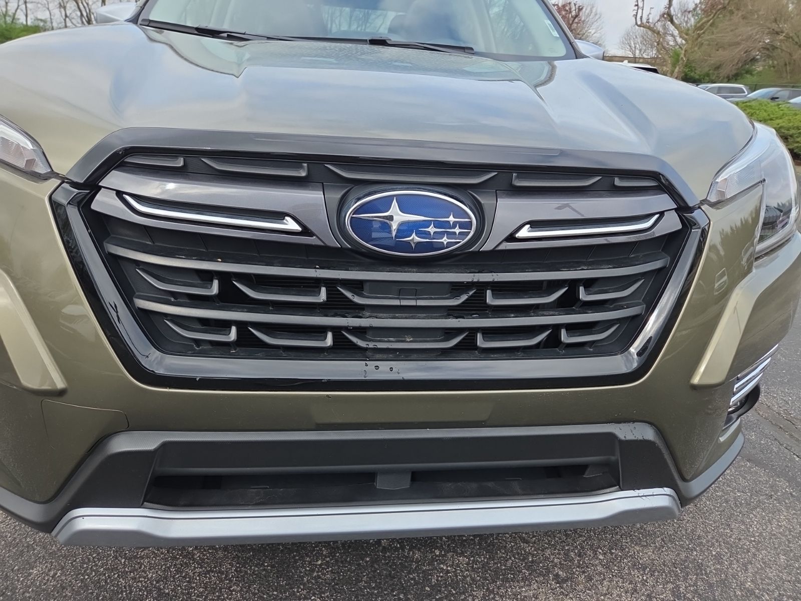 View vehicle photo 7