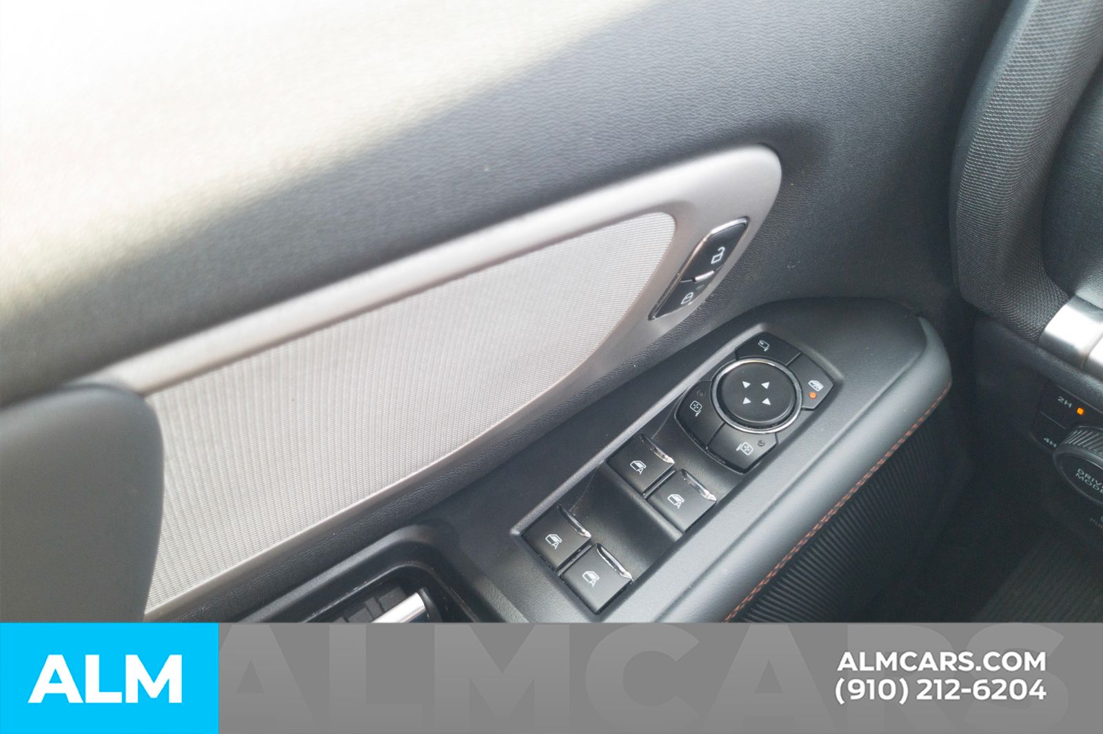 Used 2025 Black Metallic Ford Active image 32