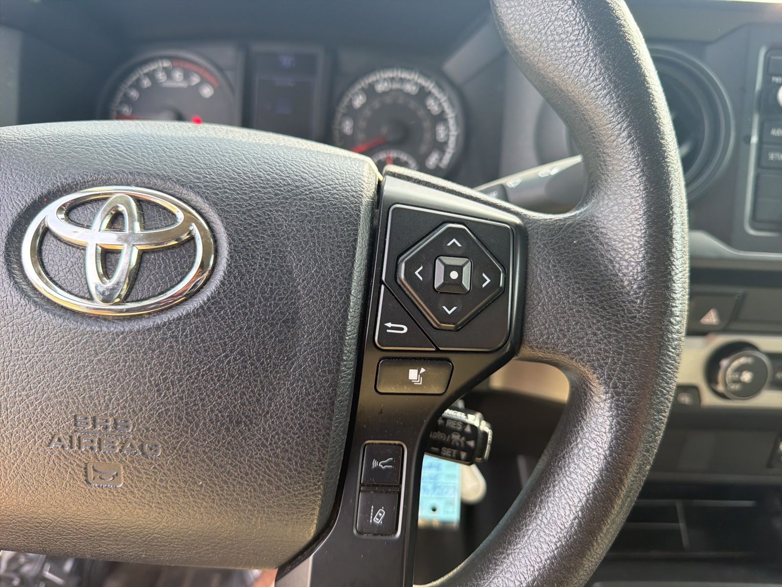 Used 2019 Super White Toyota SR image 18