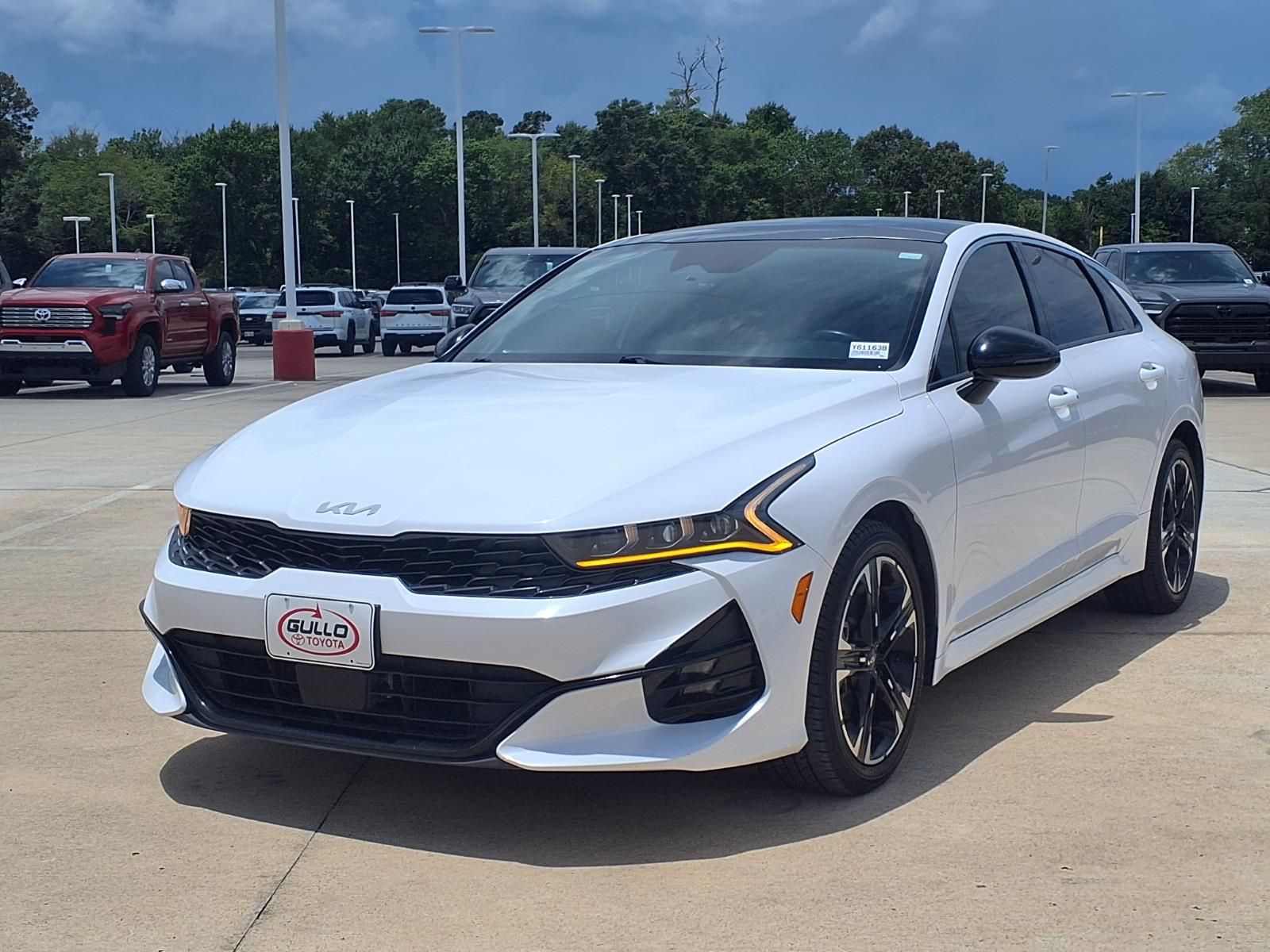 2024 Kia K5 GT-Line White at Emmons Autoplex