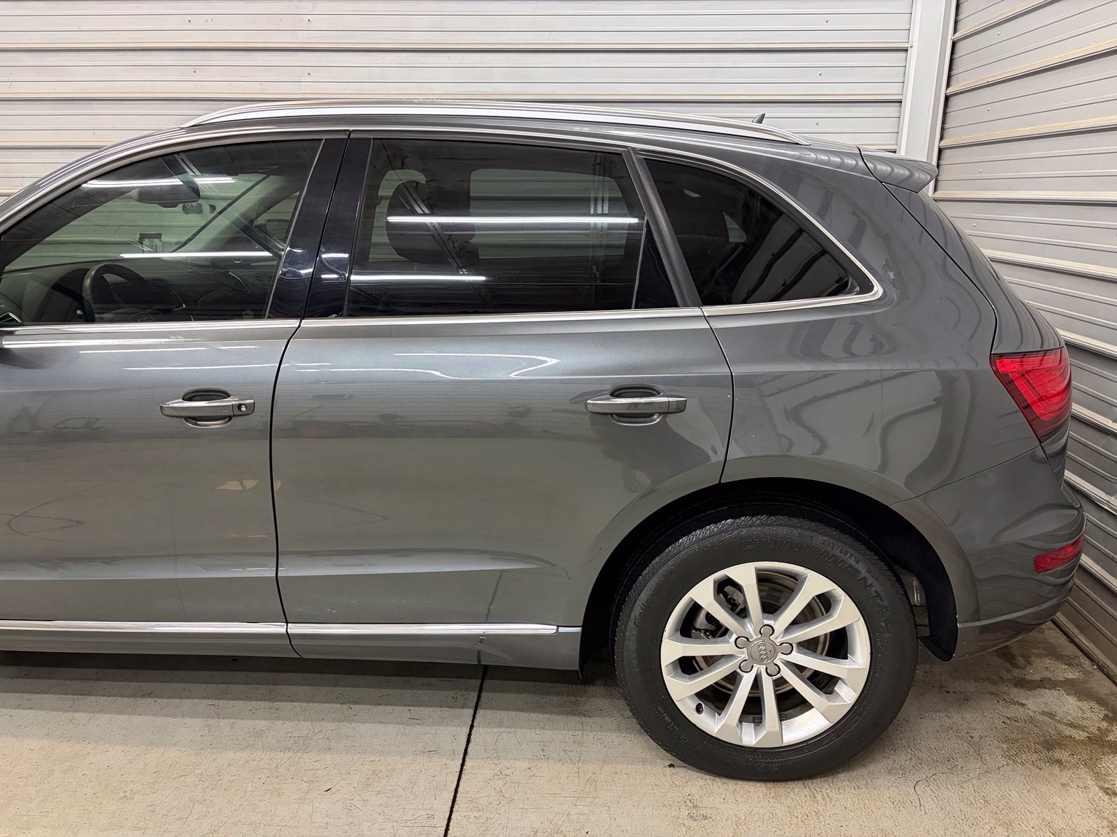 Photo 5 of 2016 Audi Q5 2.0T quattro Premium Plus