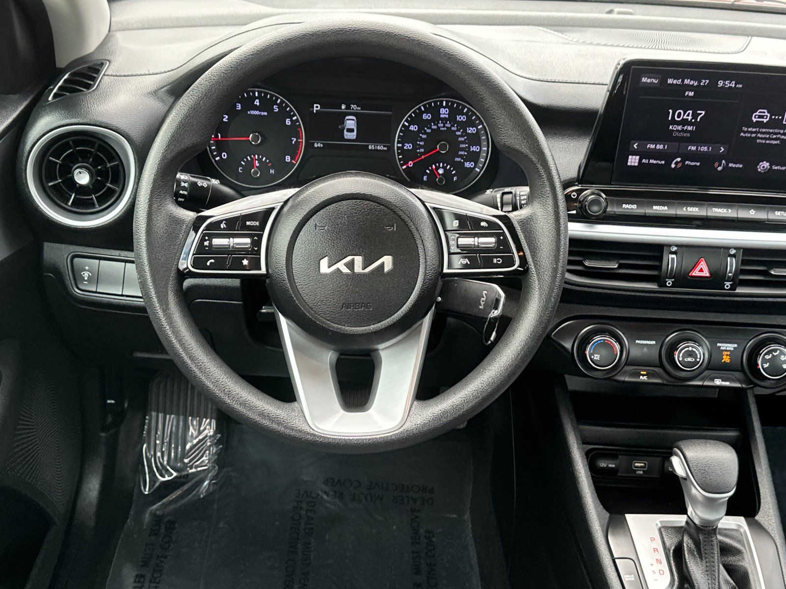 Used 2023 Red Kia LXS image 14