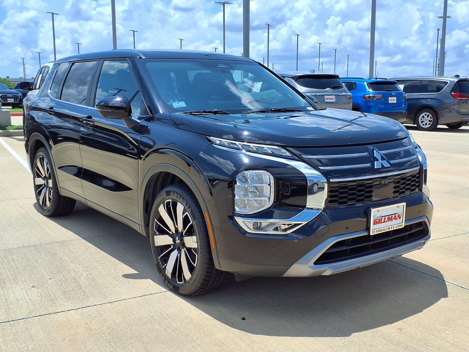 2025 Mitsubishi Outlander SE FWD