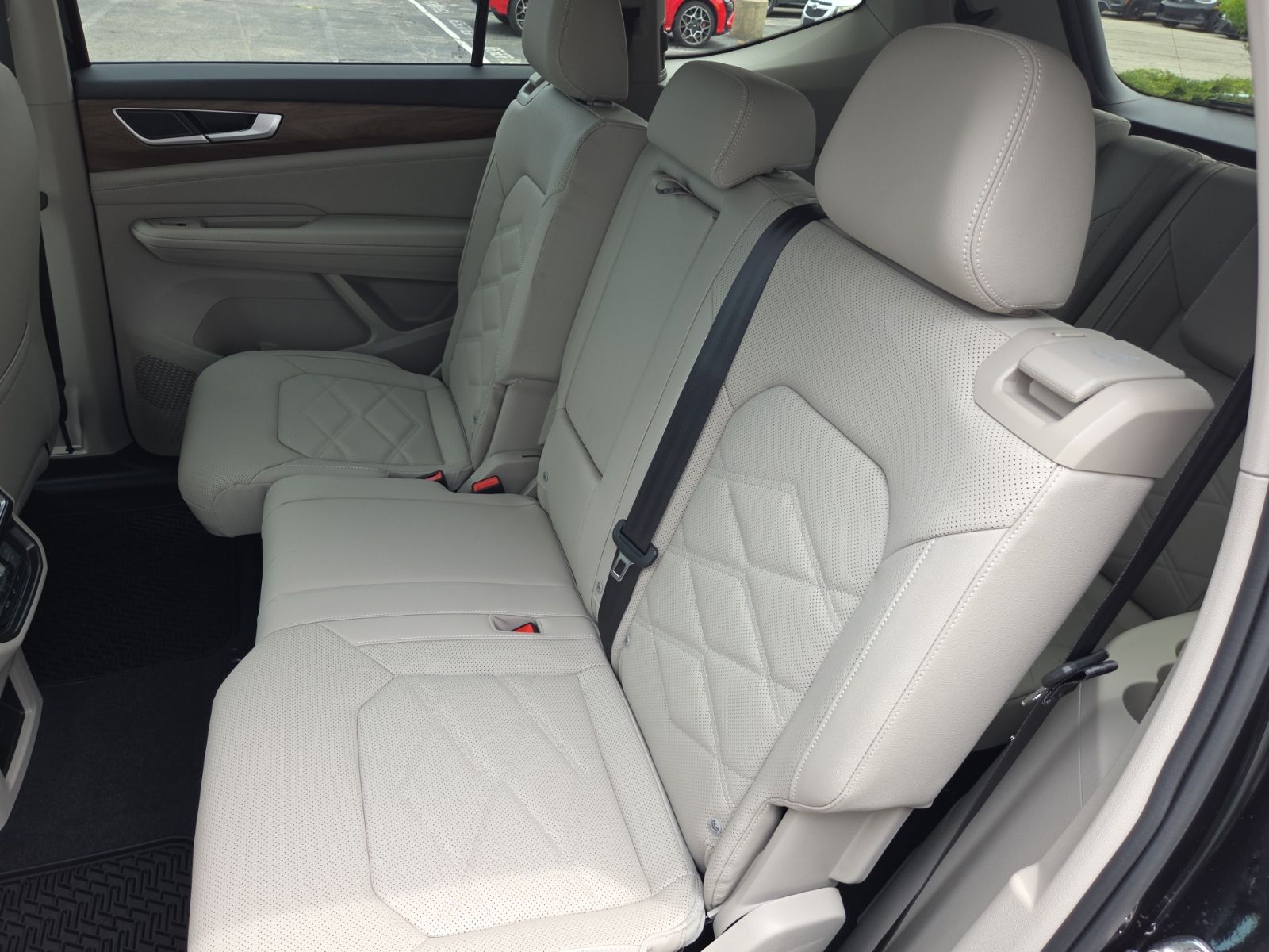 new 2026 Volkswagen Atlas car, priced at $40,234
