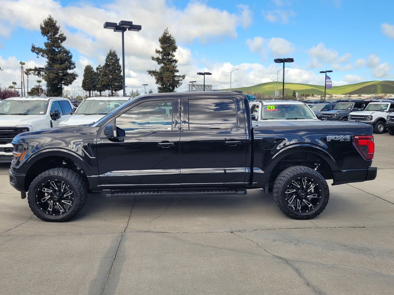 Used 2024 Black Ford XLT image 7