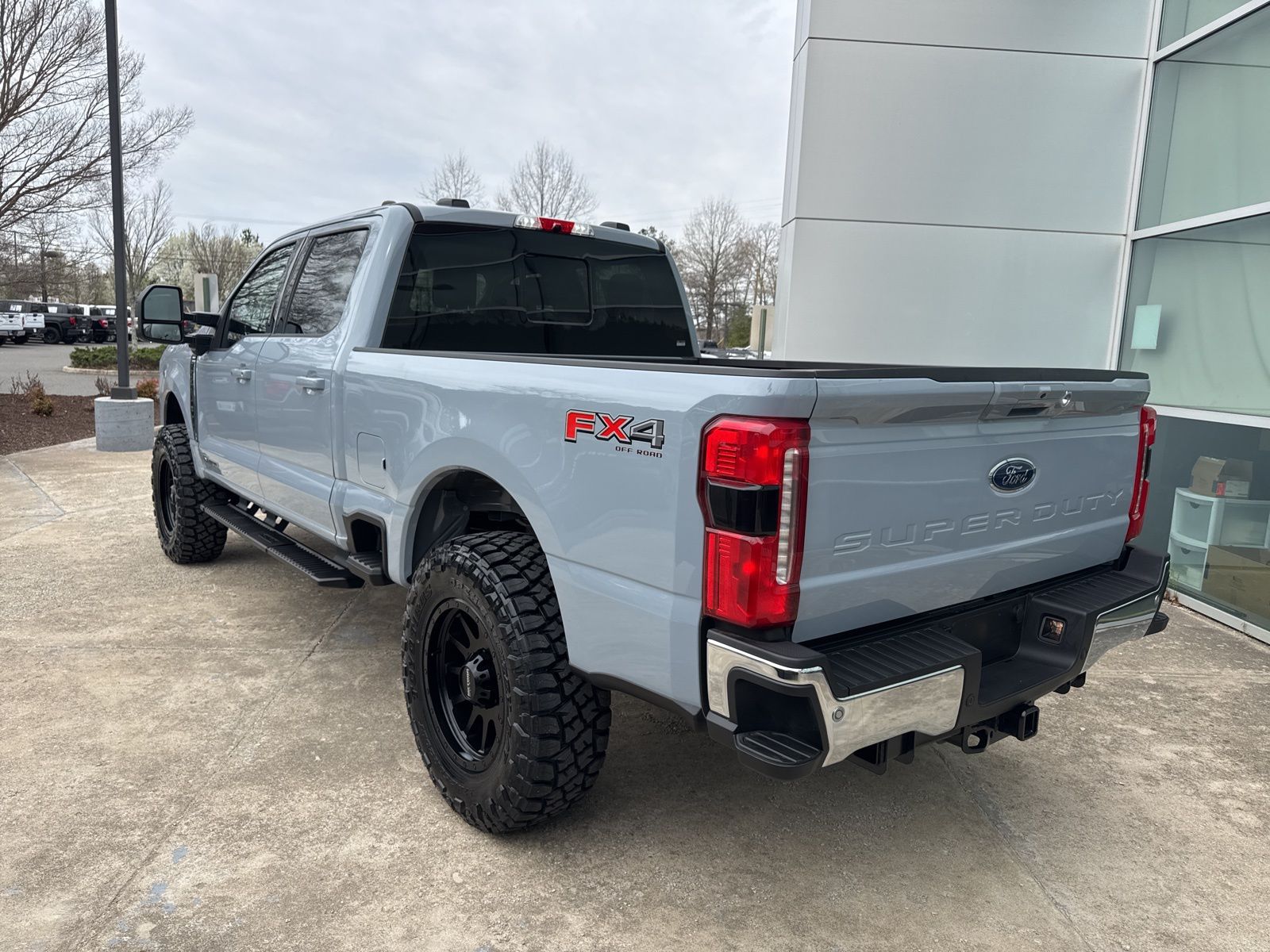 New 2026 Glacier Gray Metallic Tri-Coat Ford Lariat image 4