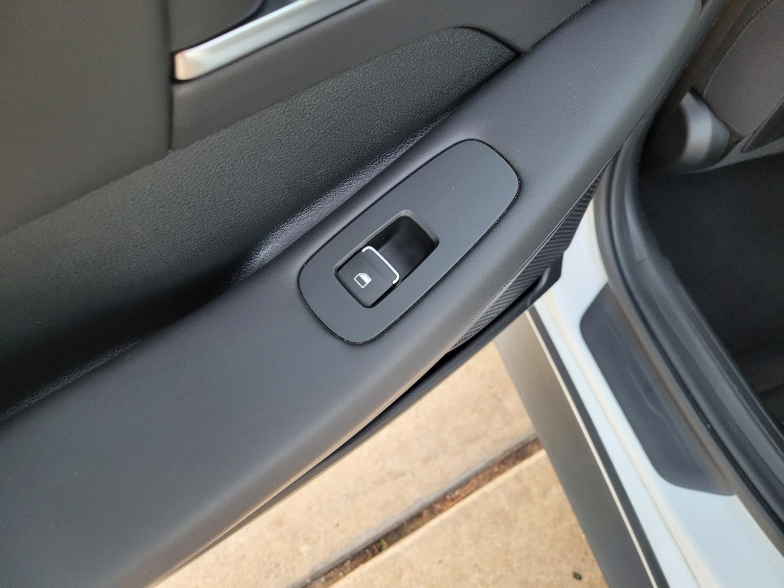 used 2022 Hyundai Sonata Hybrid car, priced at $18,300