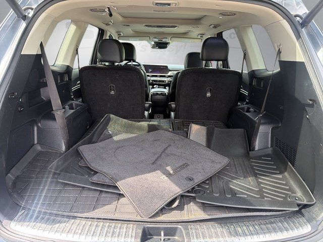 Used 2024 Everlasting Silver Kia SX image 25