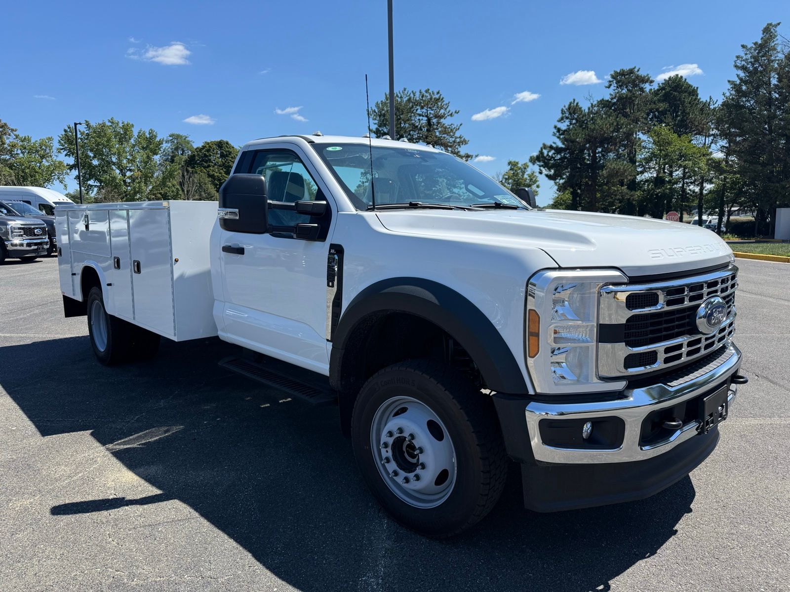 2025 Ford F-550 Super Duty Chassis Cab XL