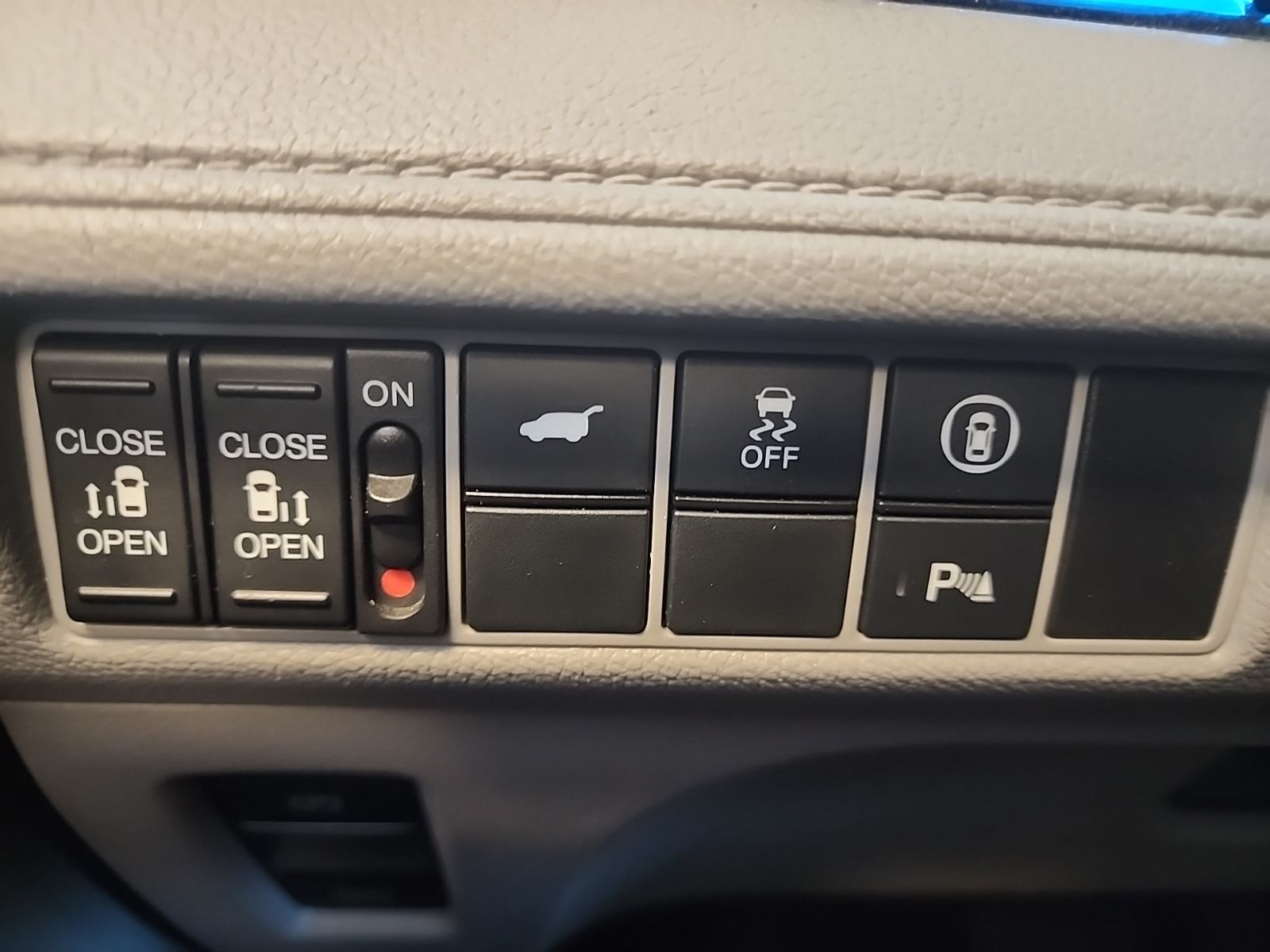 Used 2022  Honda Touring image 20