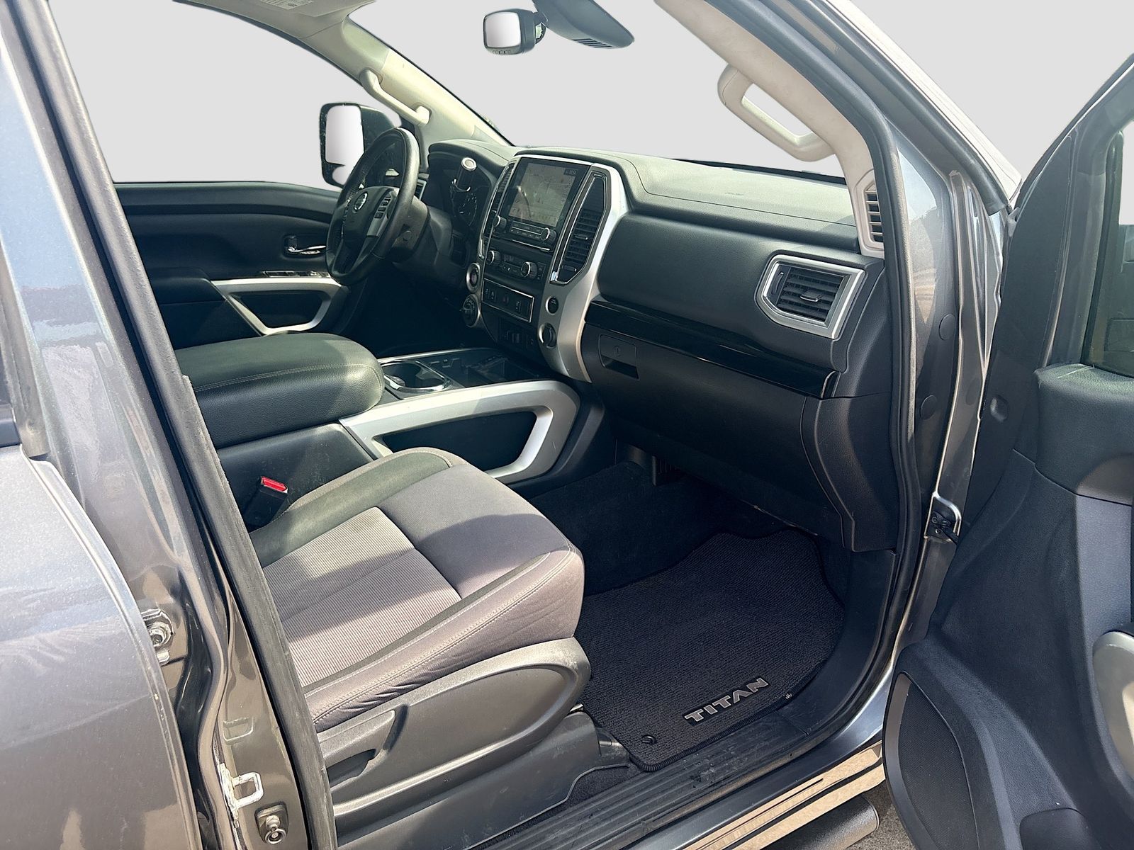 Used 2021 Gray Nissan SV image 28