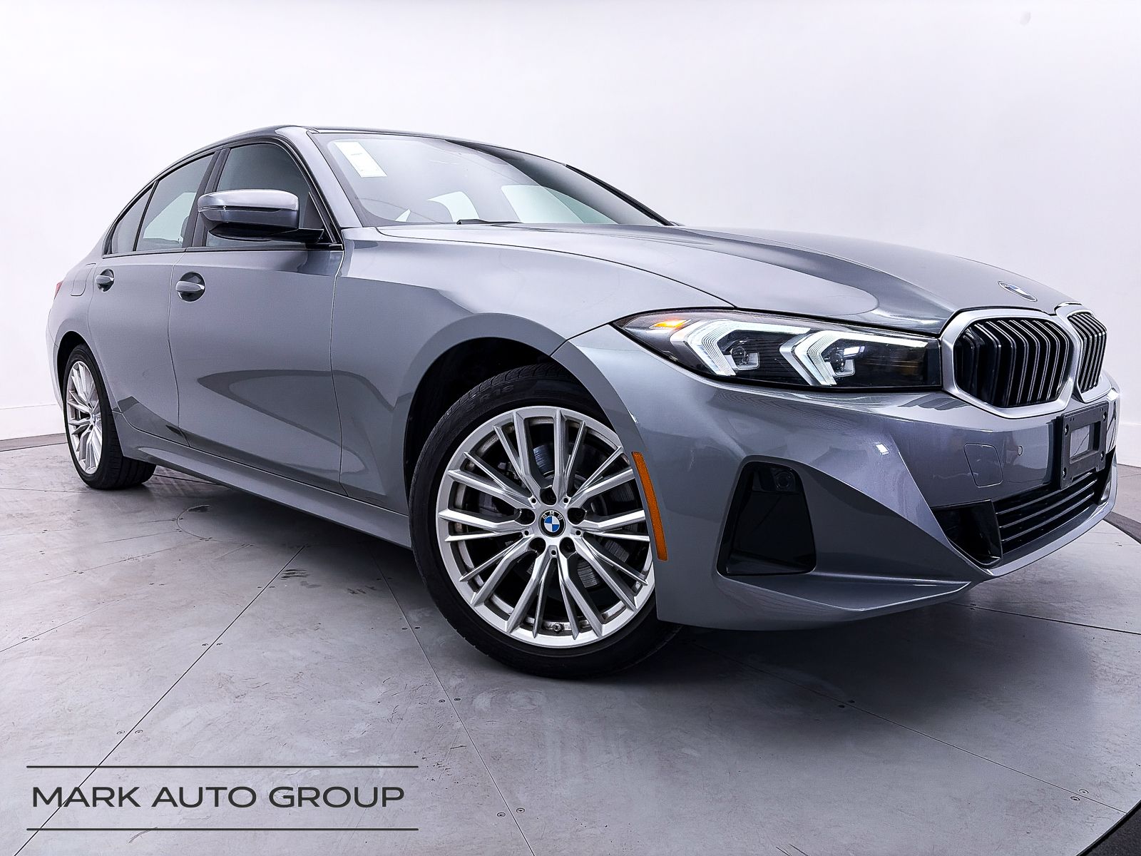 2023 BMW 3 Series 330i