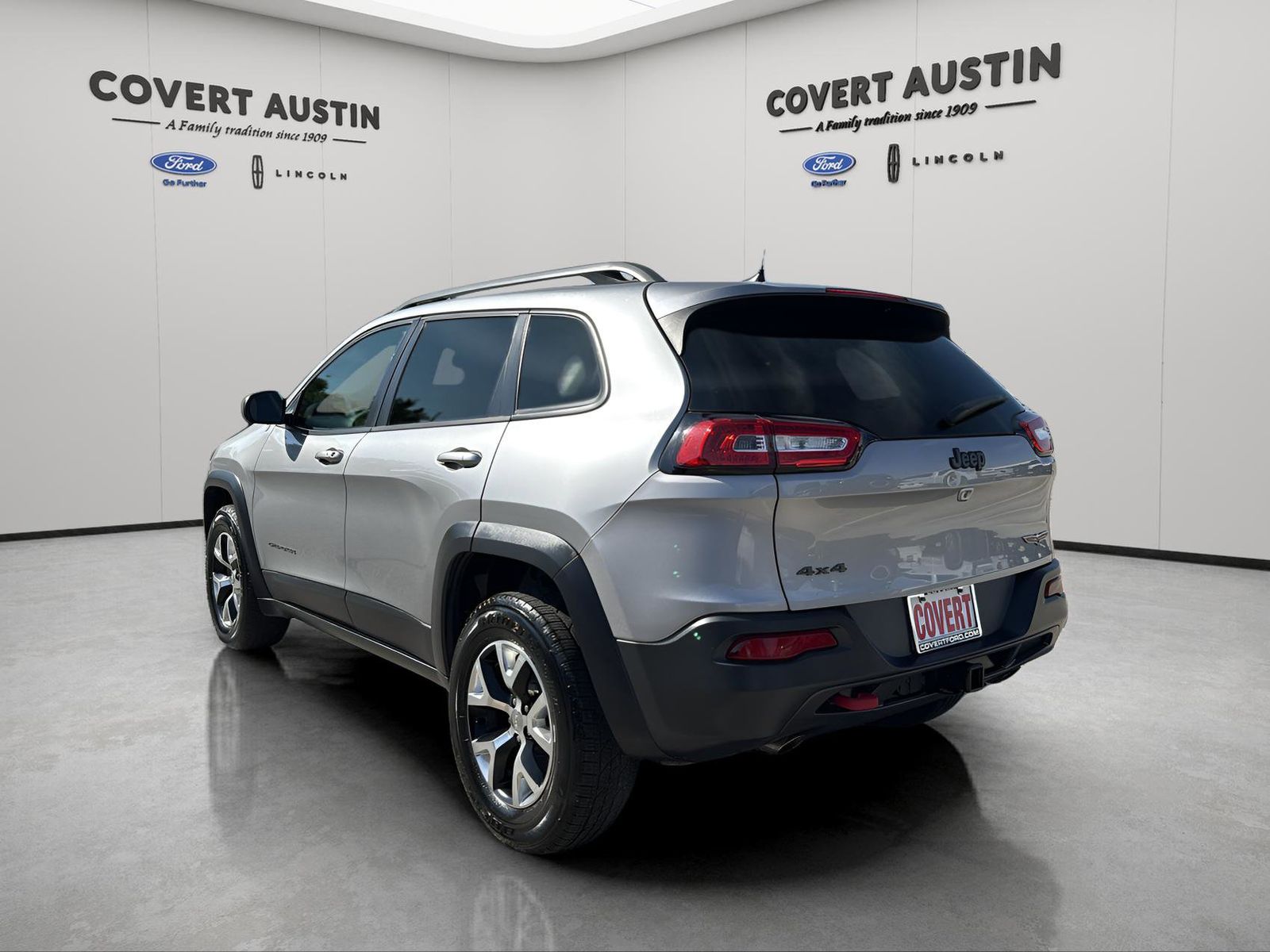 Used Car 2016 Jeep Cherokee  Trailhawk For Sale Under $15,000 In Austin, Texas