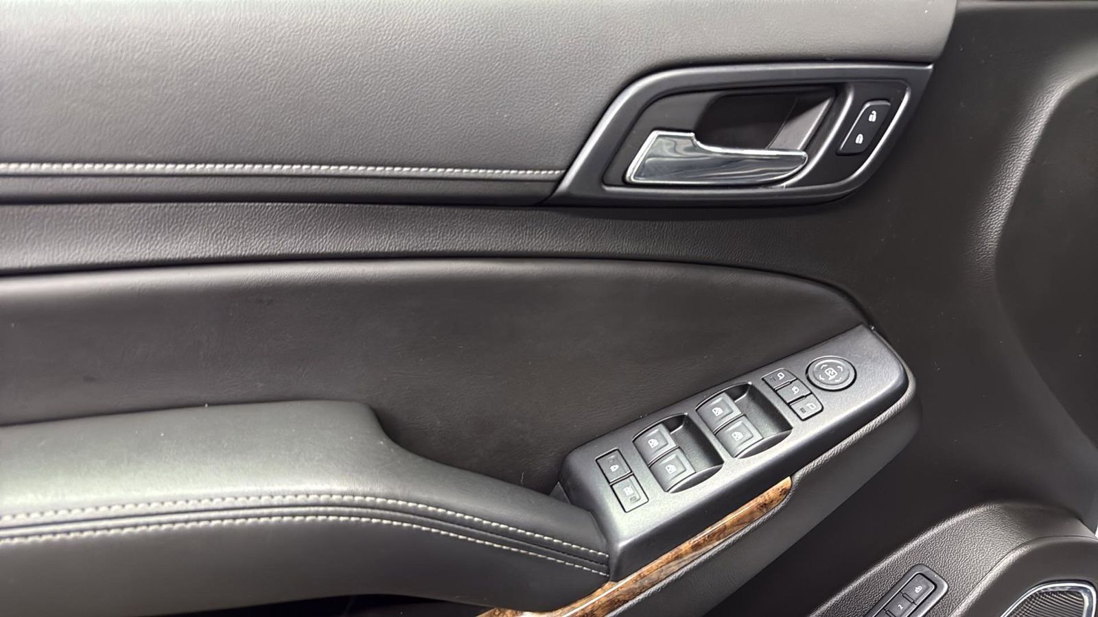 Used Car 2019 Chevrolet Tahoe  Premier For Sale Under $35,000 In Austin, Texas