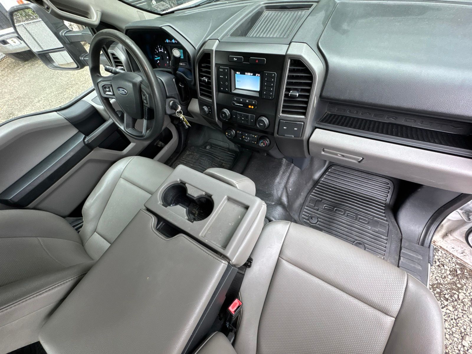 Used 2022 Oxford White Ford XL image 24
