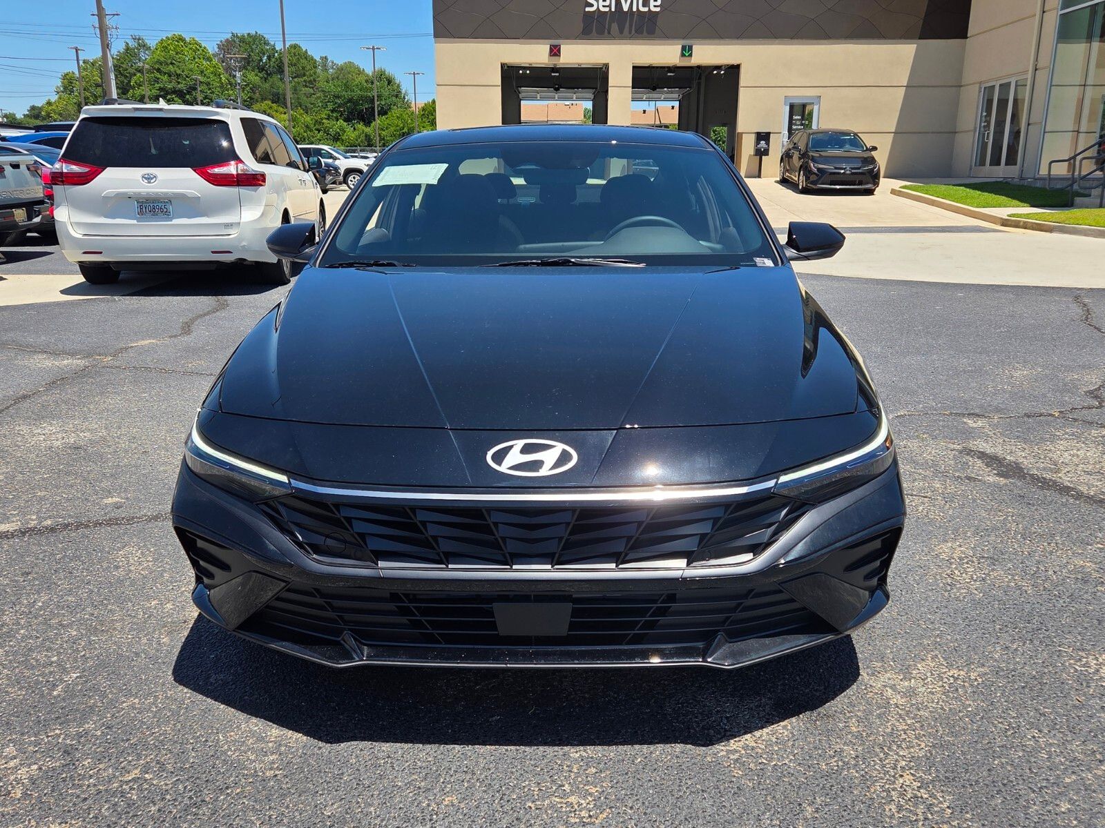 New 2026 Black HYUNDAI SEL Sport image 2