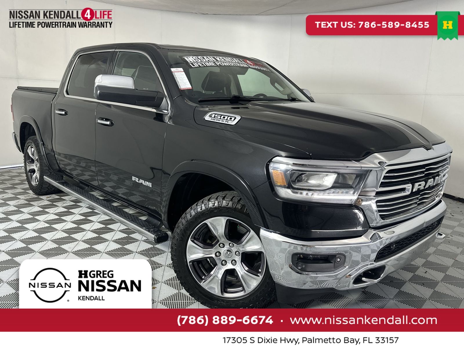 Diamond Black Crystal Pearlcoat 2019 RAM 1500 Laramie Crew Cab 4WD Pickup Truck Four-Wheel Drive 8-Speed Automatic