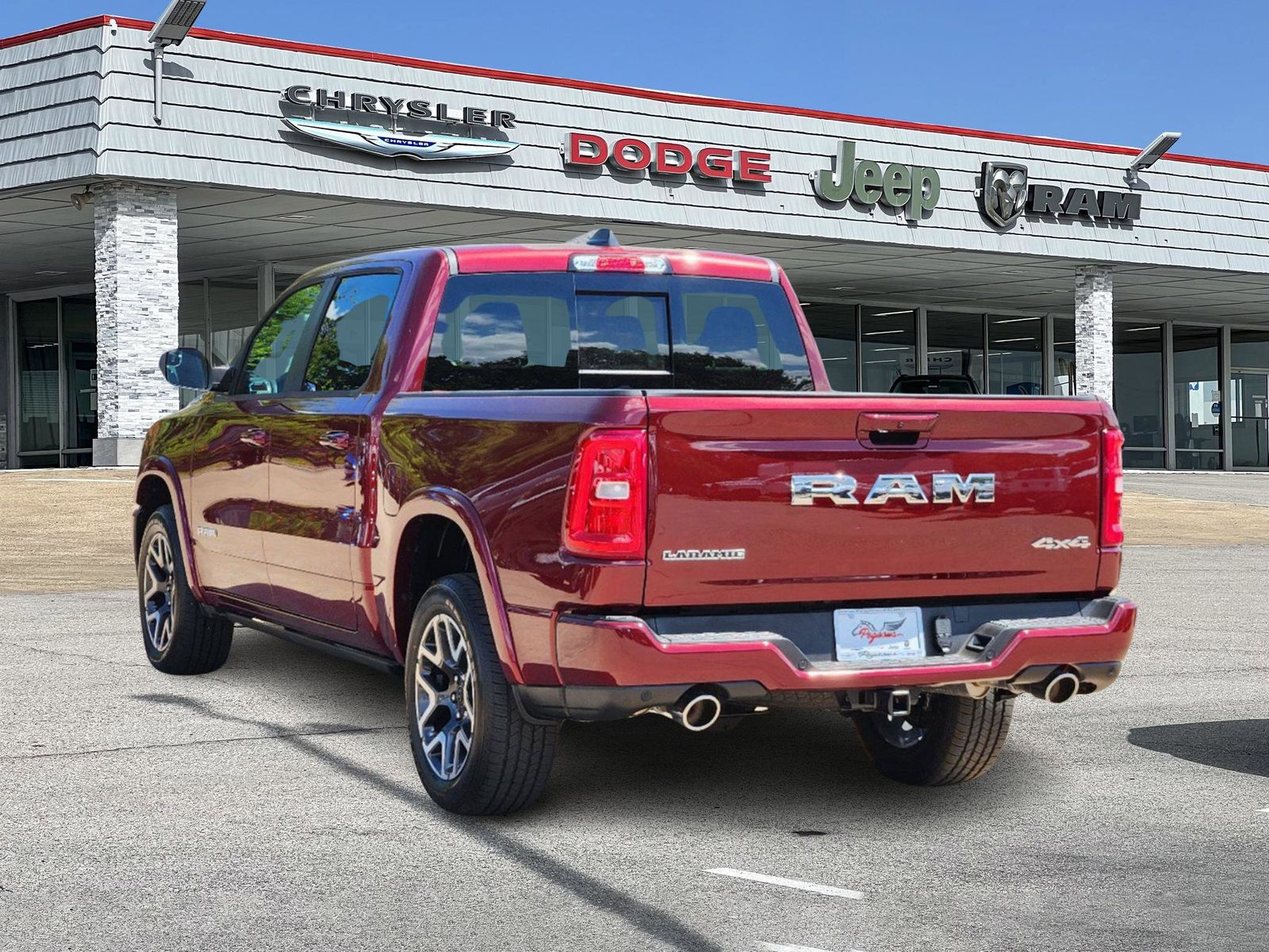 2025 Ram 1500 Laramie 4