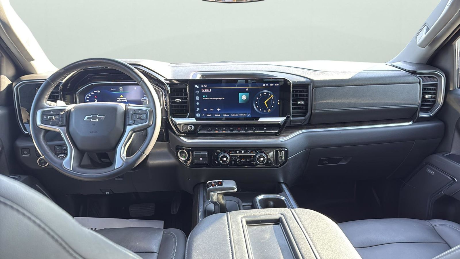 Used Car 2022 Chevrolet Silverado 1500  Lt Trail Boss For Sale Under $50,000 In Austin, Texas