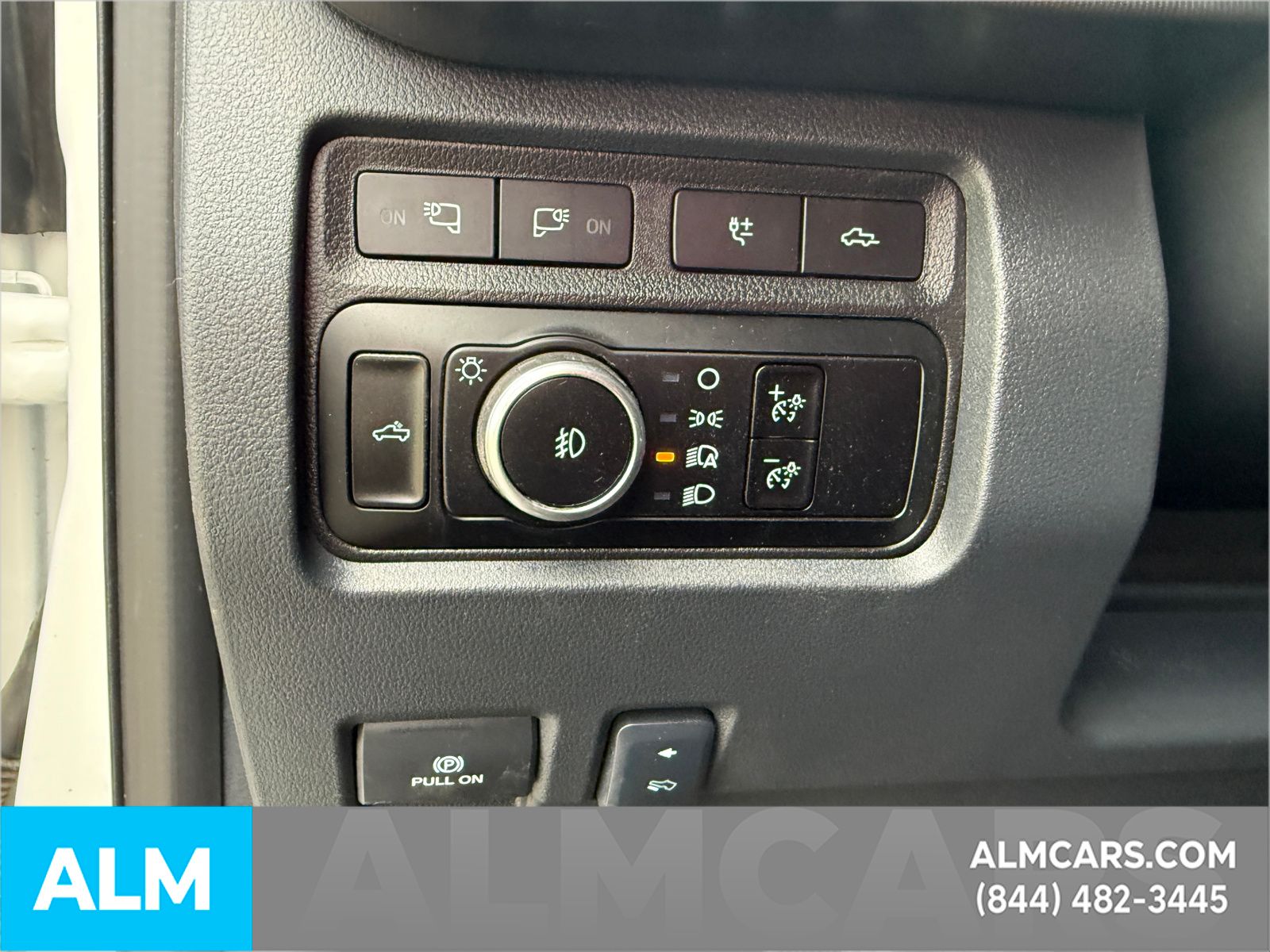 Used 2024 White Ford Platinum image 33