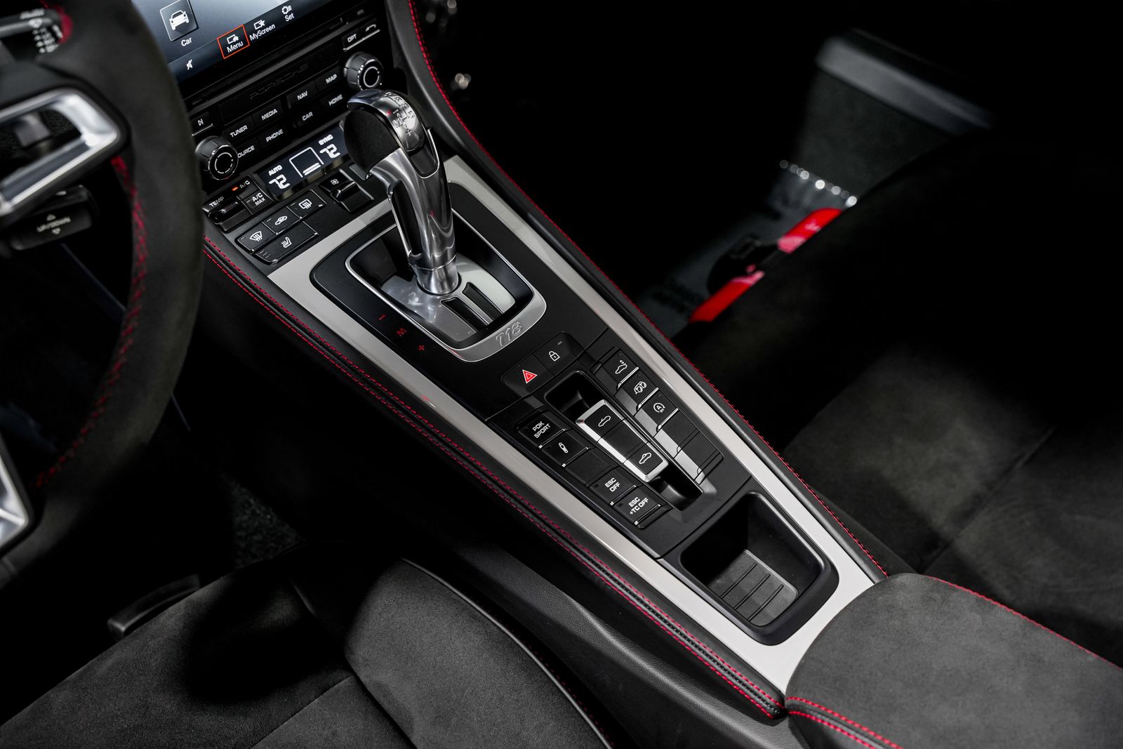 2022 Porsche 718 Spyder Base — photo 15