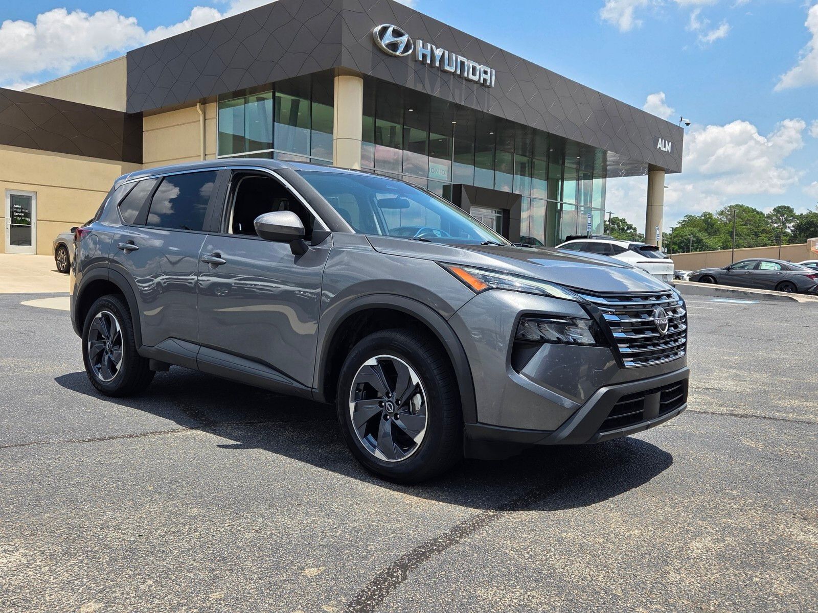 Gray (Gun Metallic) 2025 Nissan Rogue SUV / Crossover Front-Wheel Drive Continuously Variable Transmission
