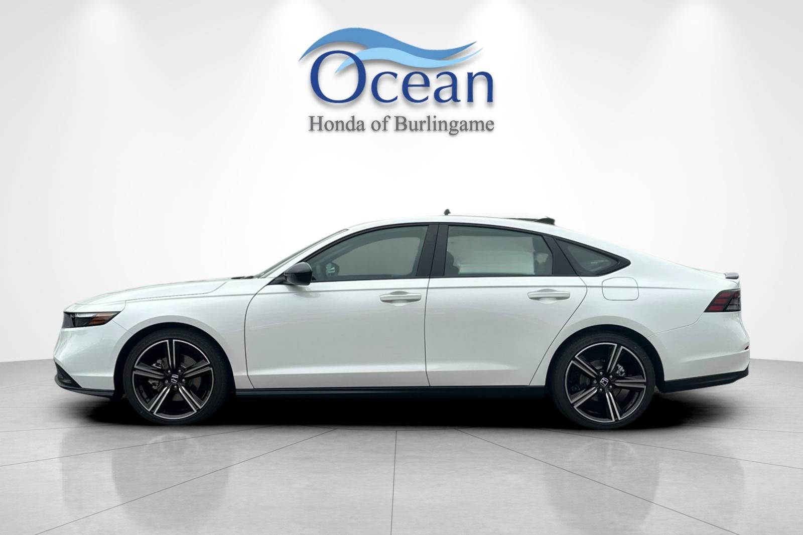 New 2026 PLATINUM WHT PR Honda Sport image 7