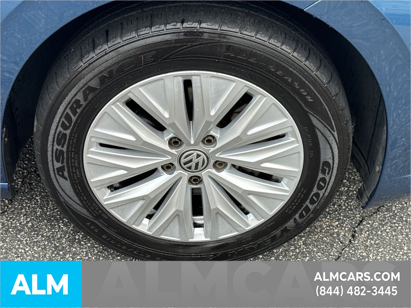 Used 2019 Blue Volkswagen 1.4T S image 14
