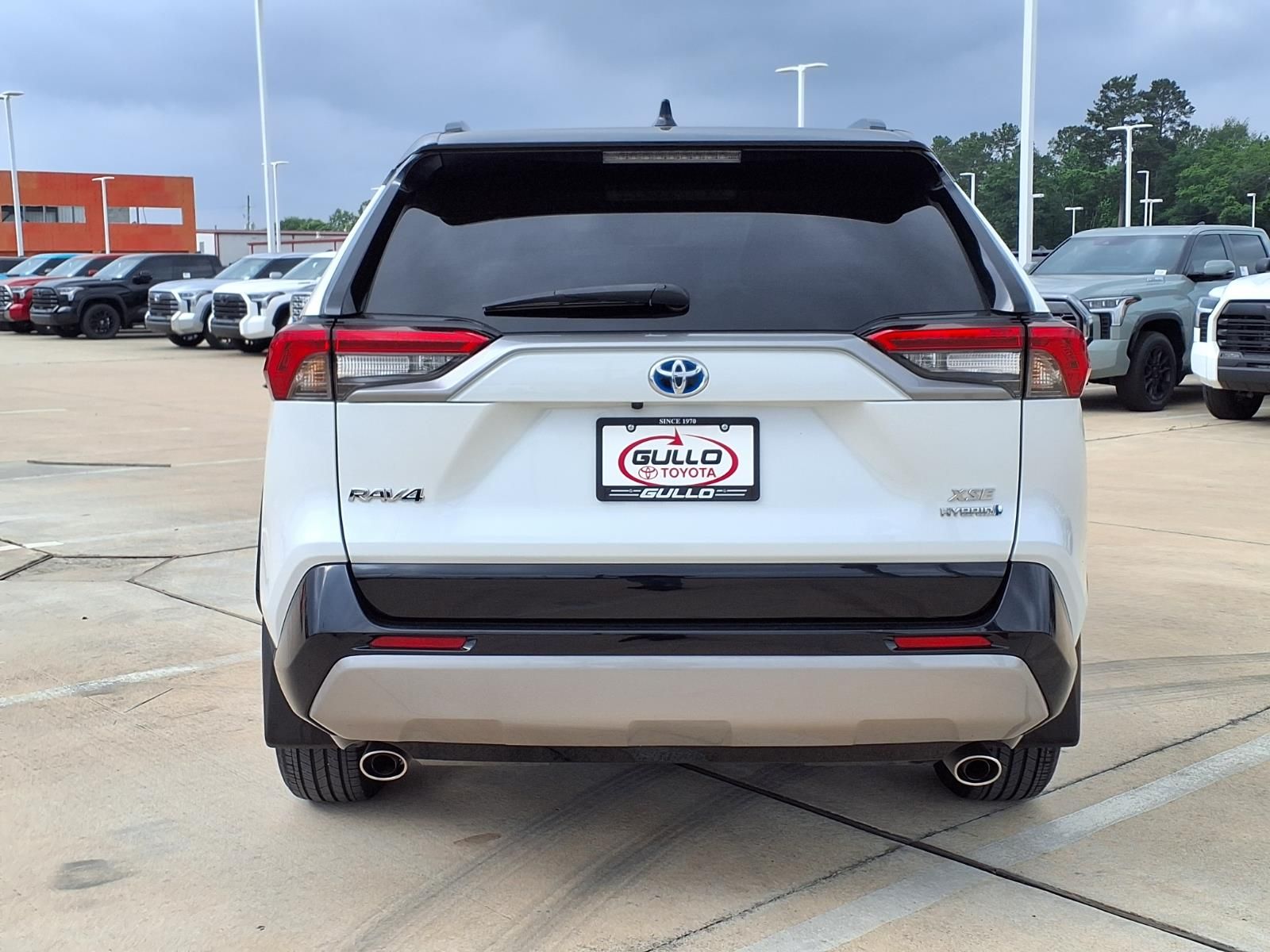 2023 Toyota RAV4 Hybrid XSE Beige at North Houston Mitsubishi